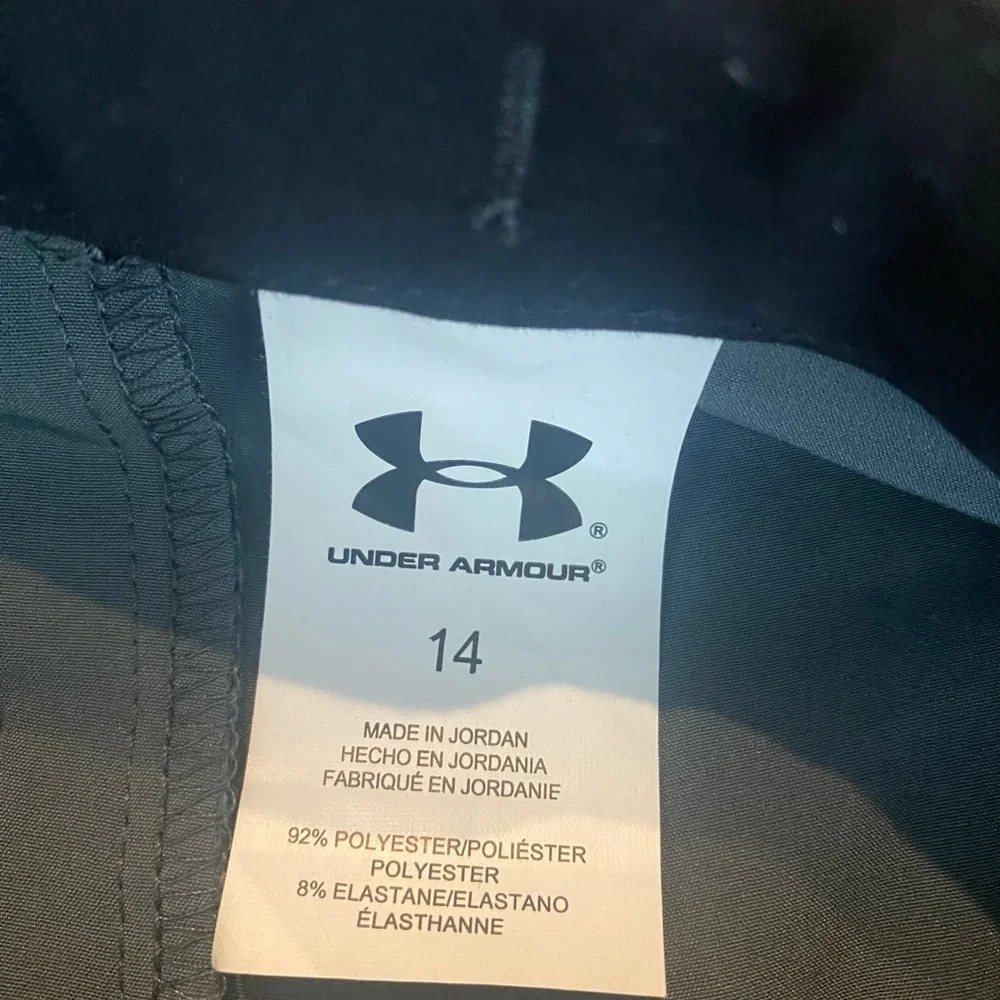 Under Armour Gray Shorts kids 14